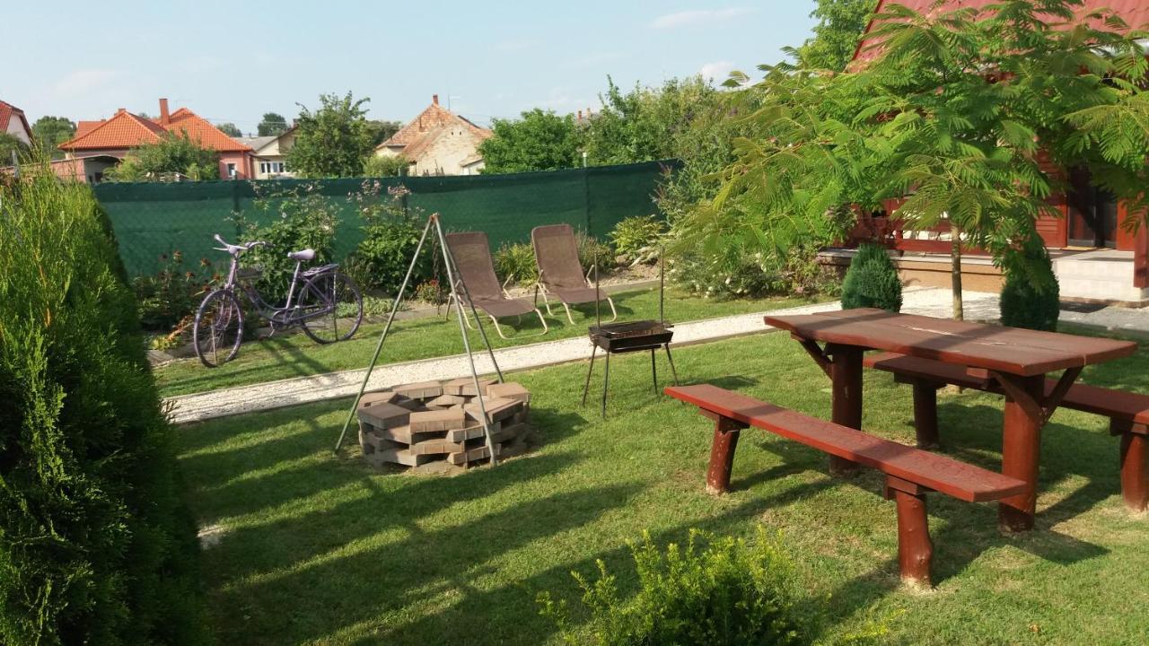 Villa Levendula Haz Lipót Exterior foto